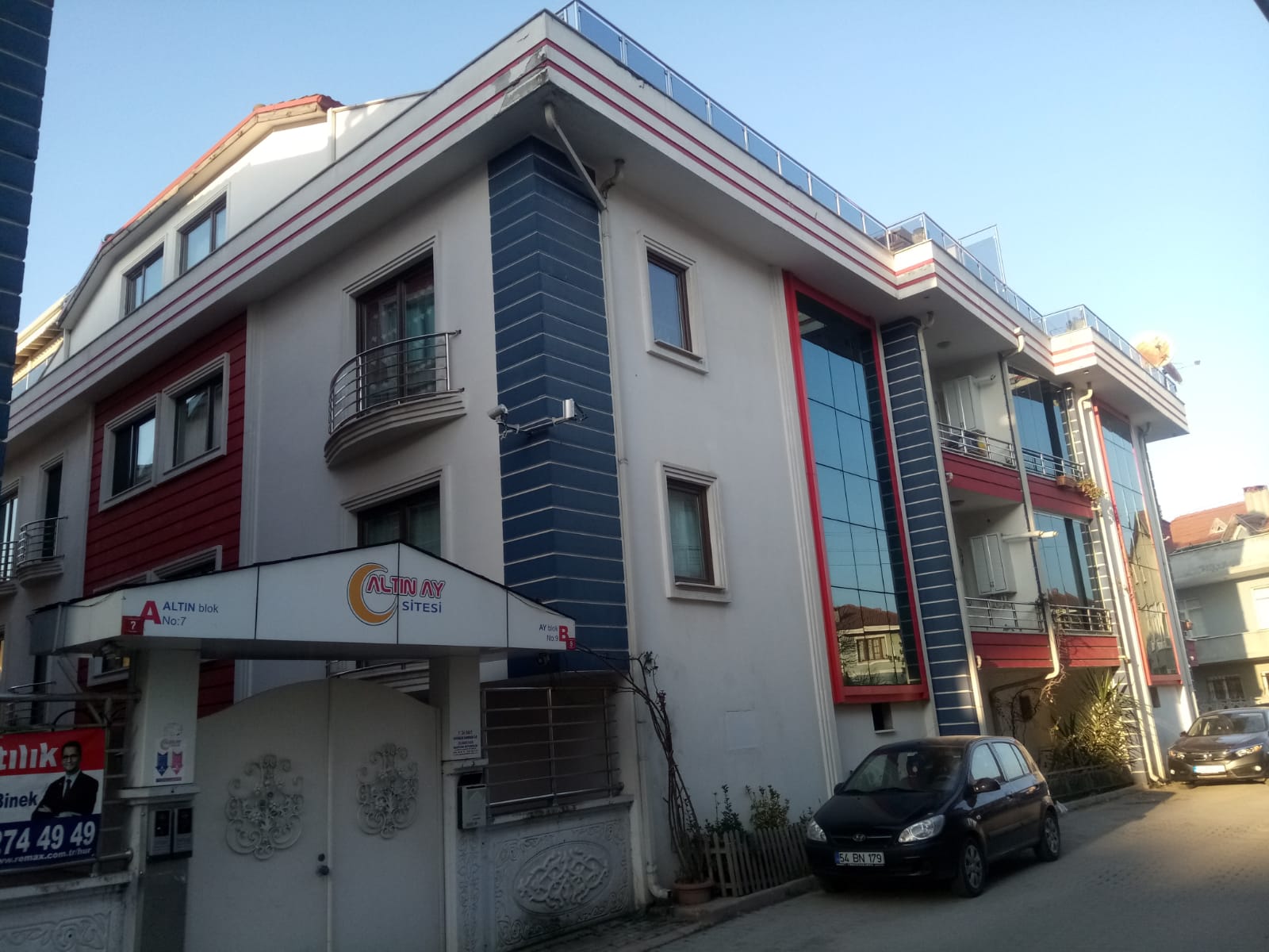 Yenicami Altınay Sitesi